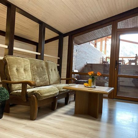 Chorna Skelya Resort & Wellness Винохрадив Екстериор снимка