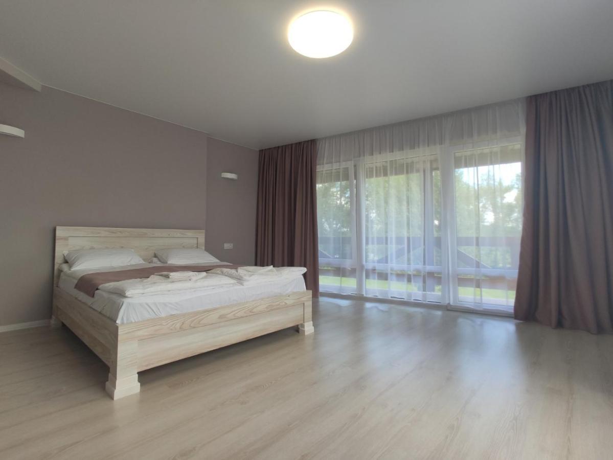 Chorna Skelya Resort & Wellness Винохрадив Екстериор снимка