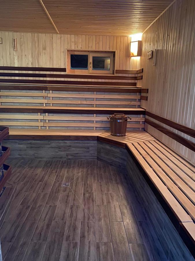 Chorna Skelya Resort & Wellness Винохрадив Екстериор снимка