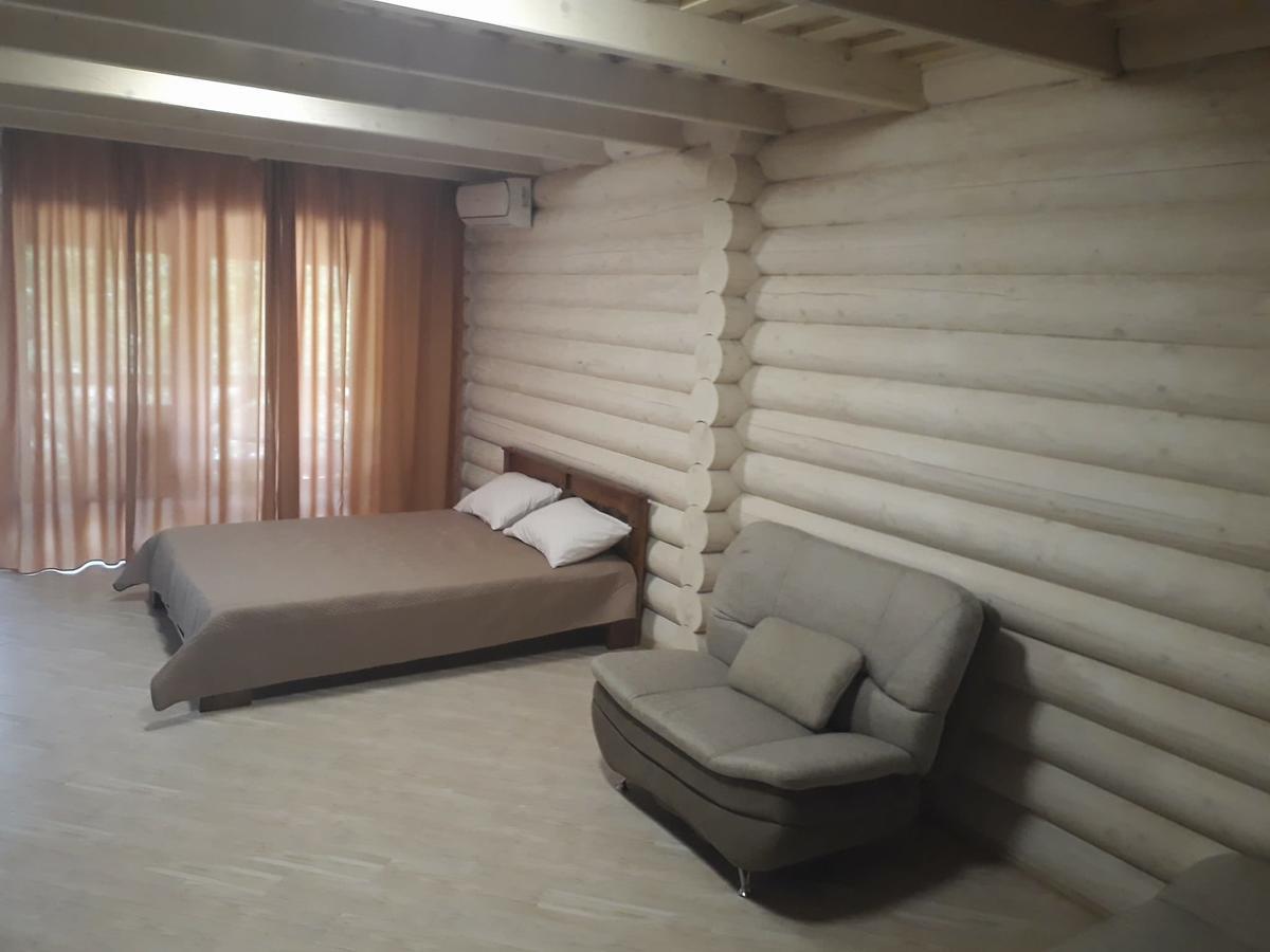 Chorna Skelya Resort & Wellness Винохрадив Екстериор снимка
